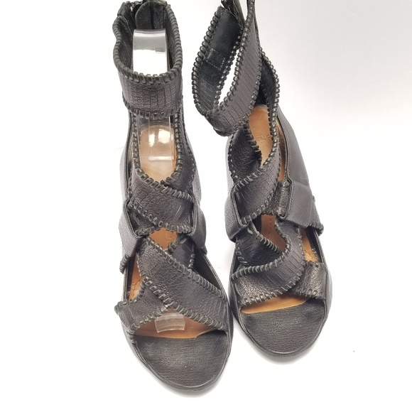 Authentic Givenchy Heels size 37 (7 US) - Picture 5 of 6